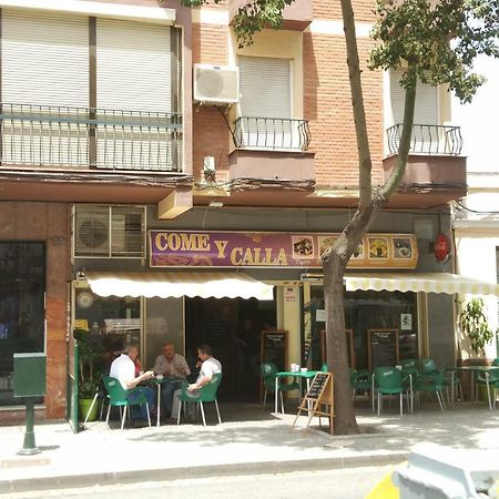 Apartamento Capuchinos Malaga Ngoại thất bức ảnh
