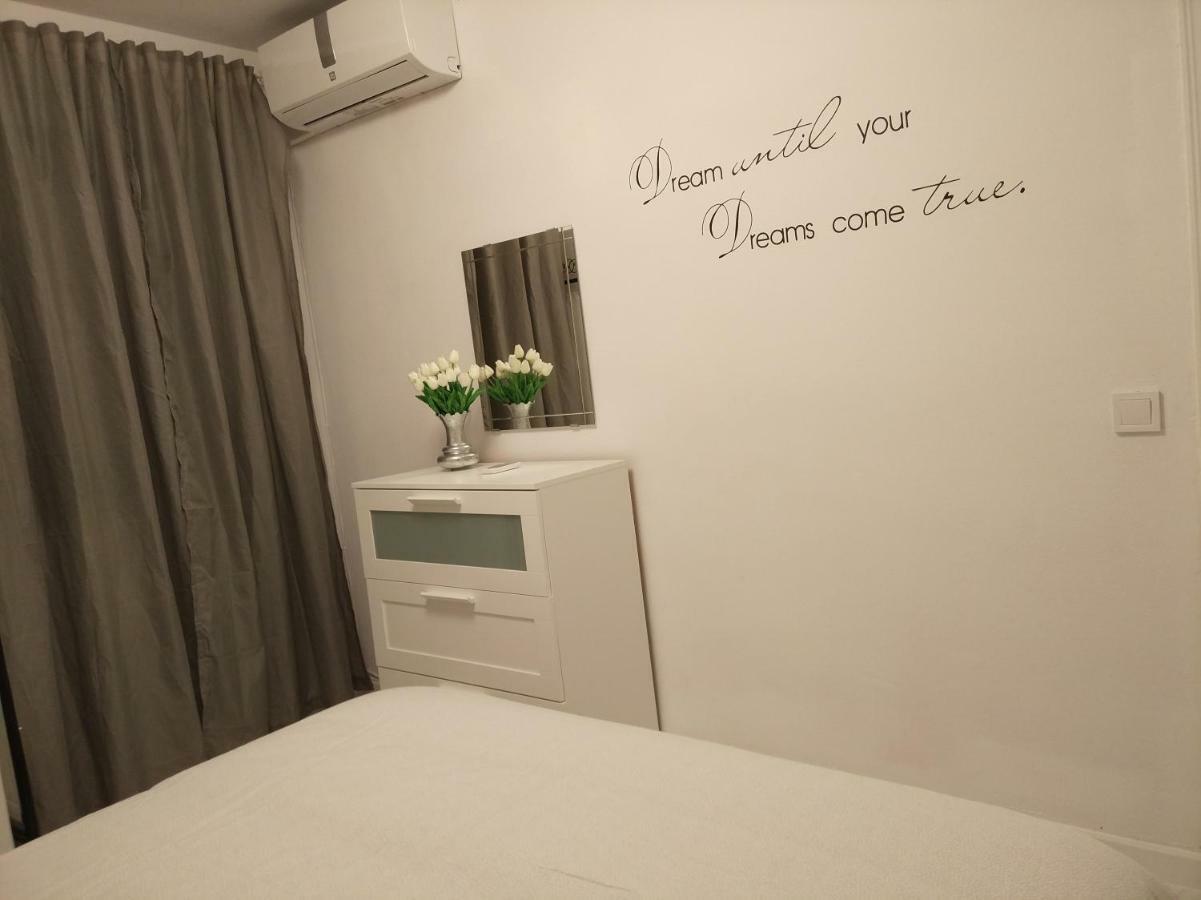 Apartamento Capuchinos Malaga Ngoại thất bức ảnh